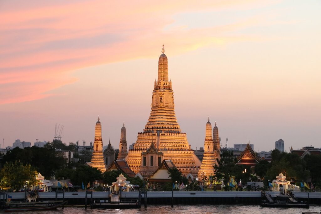 Wat Arun In Bangkok In Lights As Night Falls